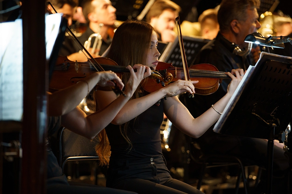 度重なる協議の末に、ハチャトリアンの演奏許可が下りました
