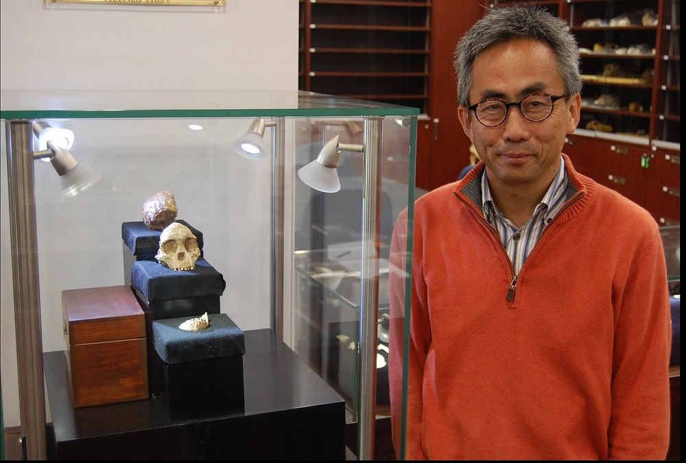 １９２４年１０月１１日（土）タウングチャイルドの化石がダートの家に配達された百周年