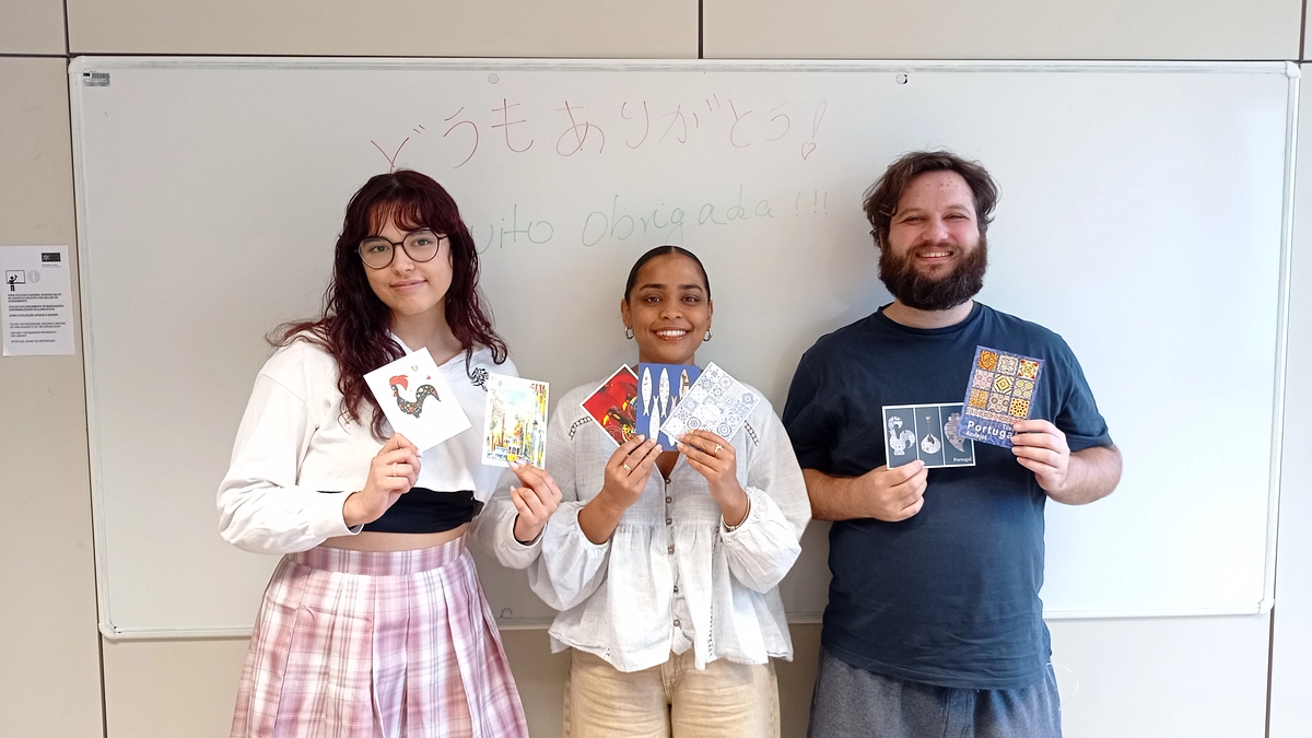 日本語でお礼のポストカードを書きました！なんと残りあと１日！