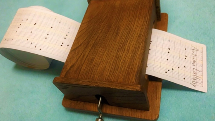 大事な楽器が盗まれました。それでもコンサートを成功させたい。