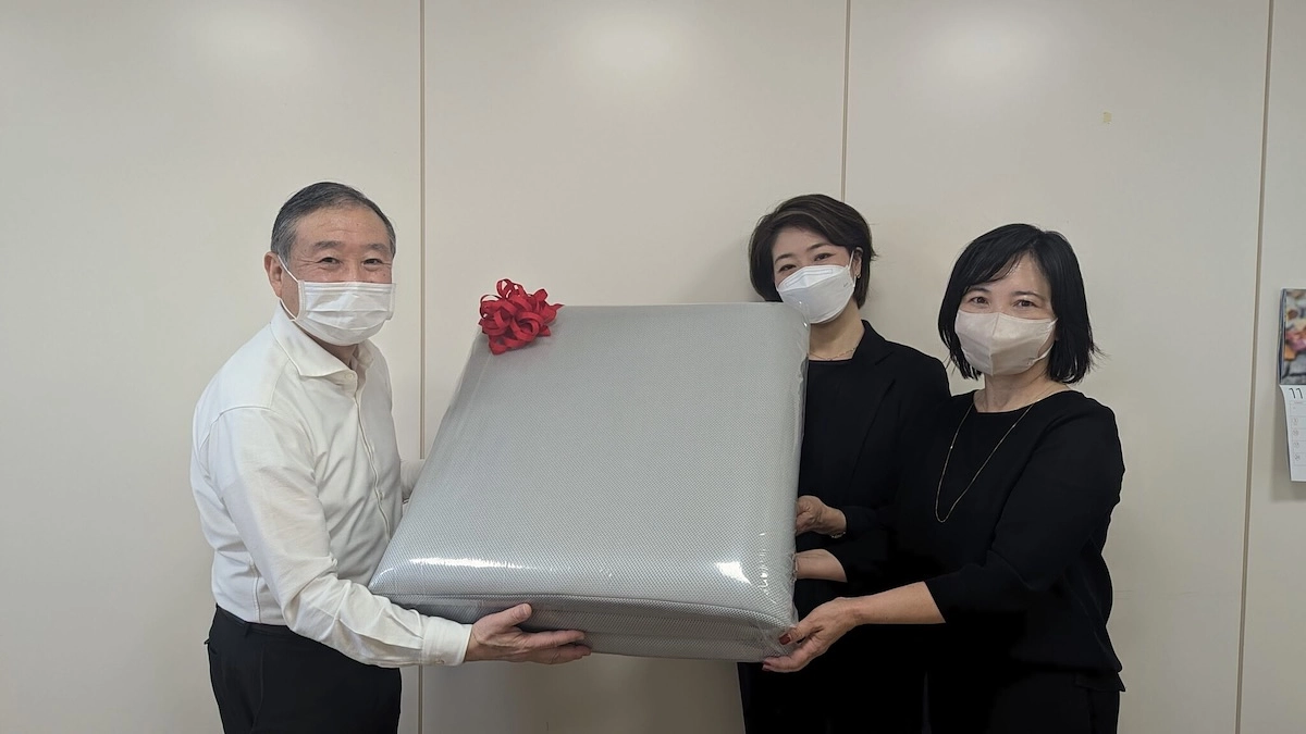 【お届けも佳境！】付き添い家族の３大困りごと「睡眠」を支えるマットレスを6病院にお届けしました
