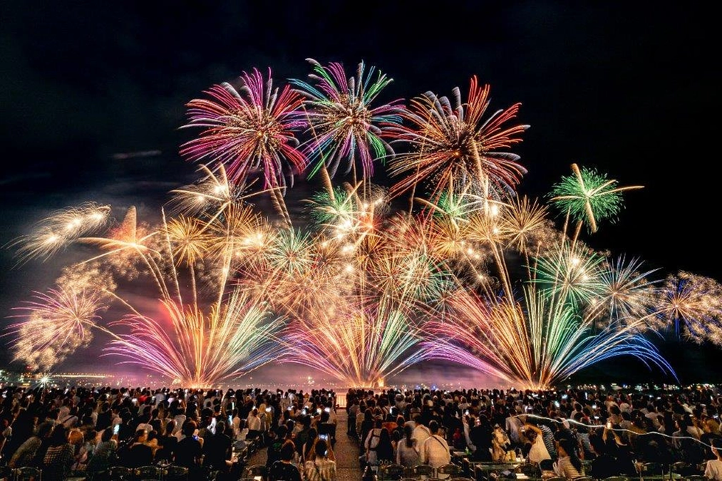 ２０２４広島みなと 夢 花火大会の花火画像を公開しました。