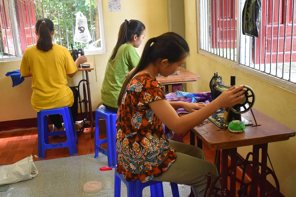 村を離れても、学びをあきらめない ─ 女性たちの挑戦