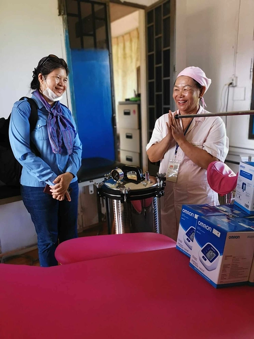 カンボジアから活動報告 #4  【超速報！！】　現地、保健センターに支援機材が納入されました！