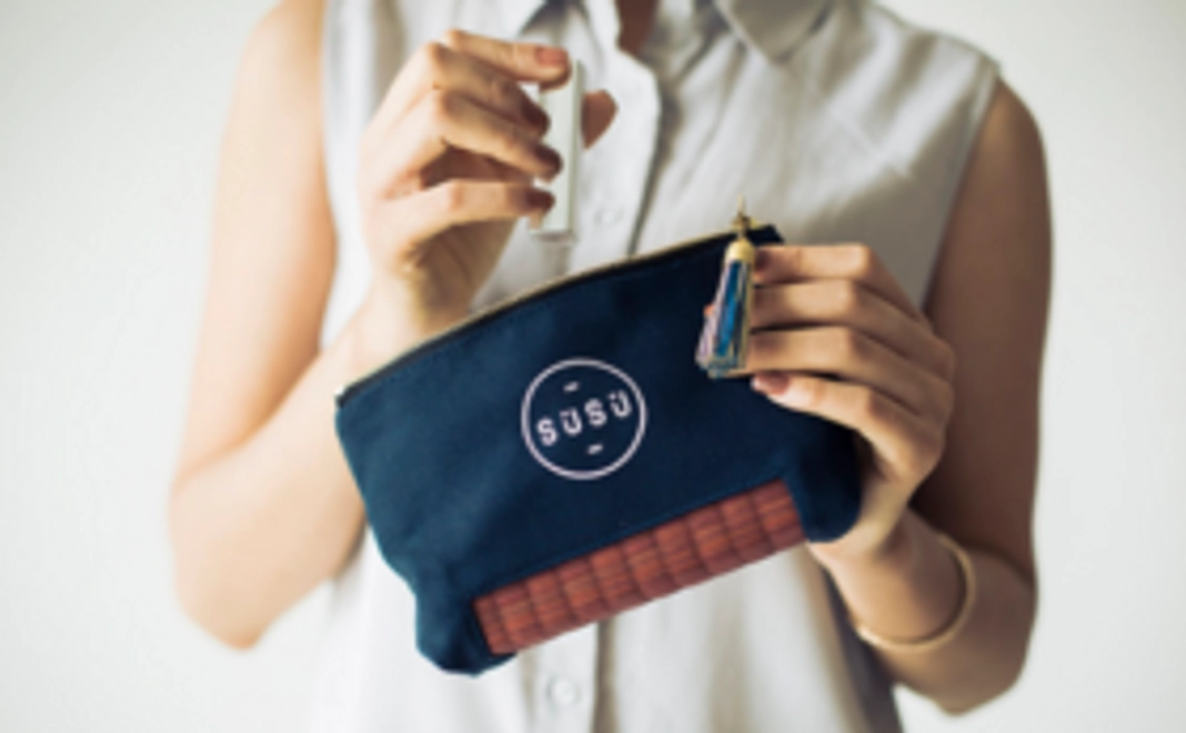 【先着50名限定】SUSUを購入して応援!人気アイテム ポーチ(Mサイズ)