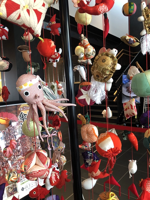 酒田駅前交流施設『ミライニ』様の傘福