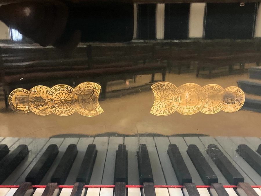 大学の歴史を奏でる百年ピアノを紹介します！③