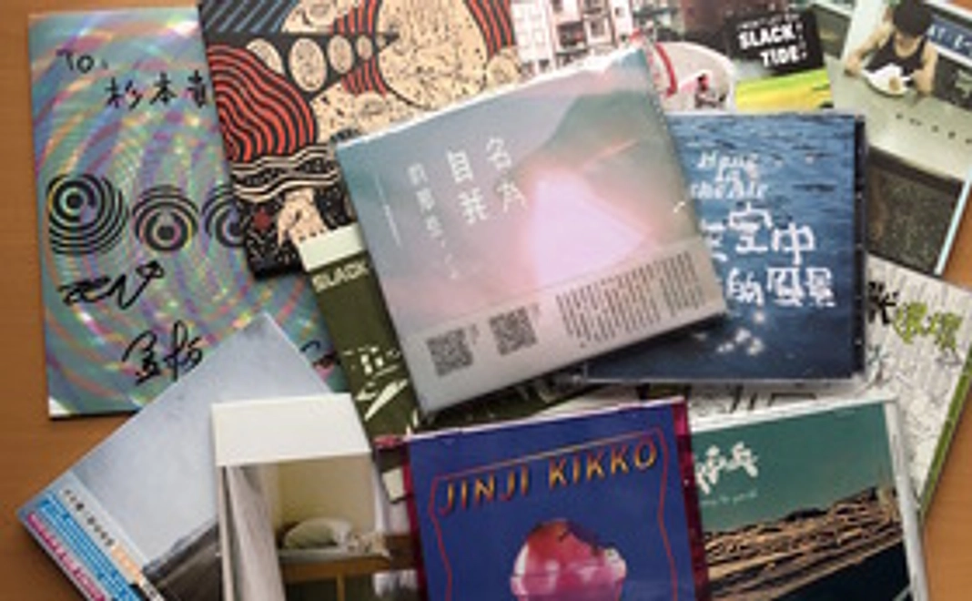 おすすめバンドCDと特性Tシャツをプレゼント