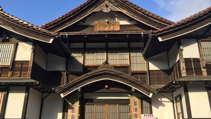 復活を遂げた芝居小屋「粟津演舞場」で本格ライブを実現させたい