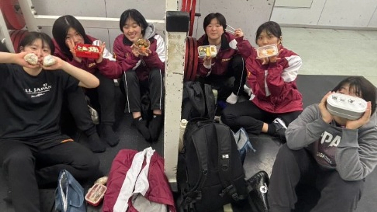 春キャンプ4日目お昼休憩🍴