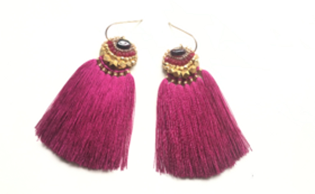 【60%OFF】Garnet Feather tassel Amulet【早期購入割引】