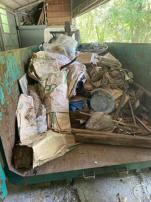 工場内の片付けと近隣のご挨拶周り