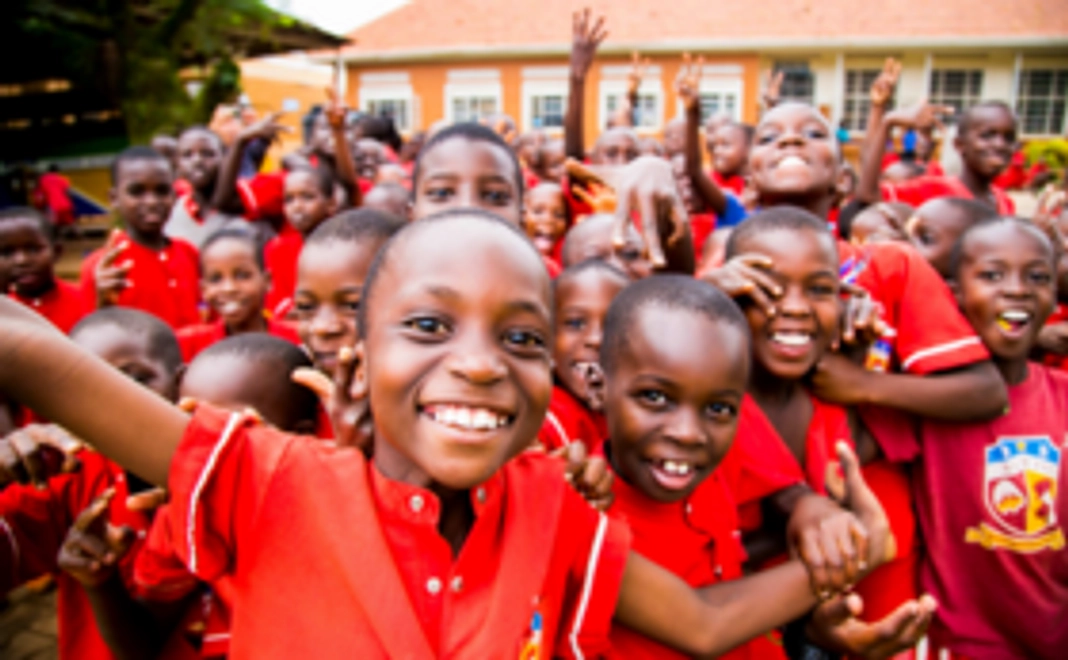 ウガンダへの教育派遣の滞在費