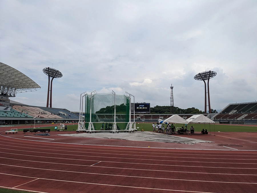 アジアパラの前哨戦・中四国パラ陸上大会に参加しました