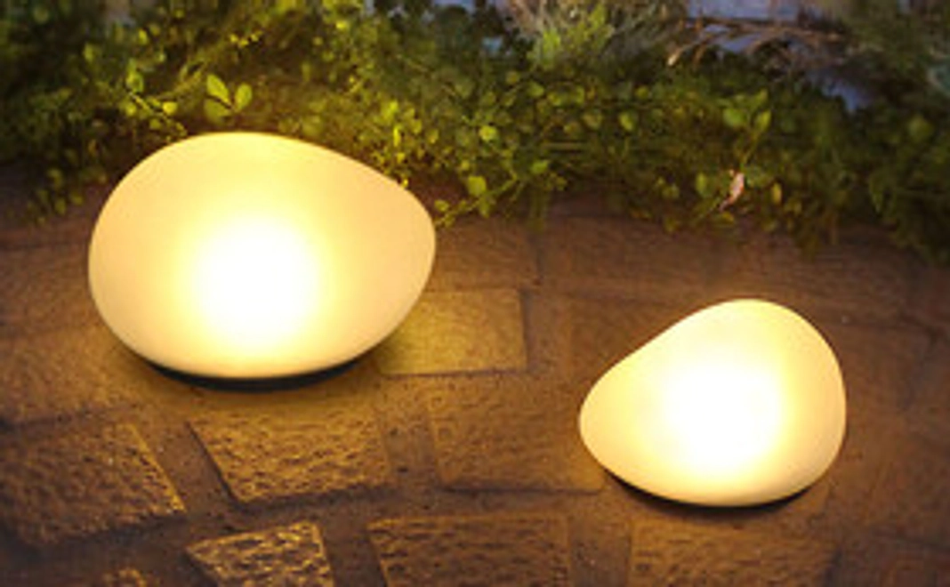 丸いフォルムが可愛いソーラーストーン及び感謝のメール