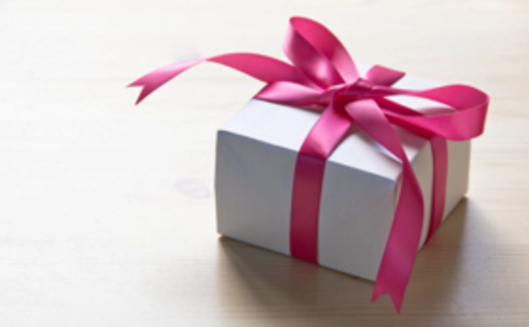 現地のお土産をお送りします!