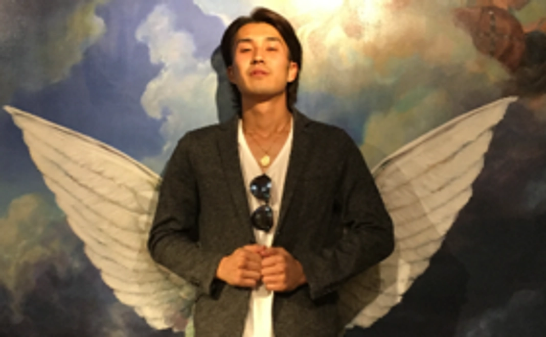 1stアルバム1枚を先行でお届け！