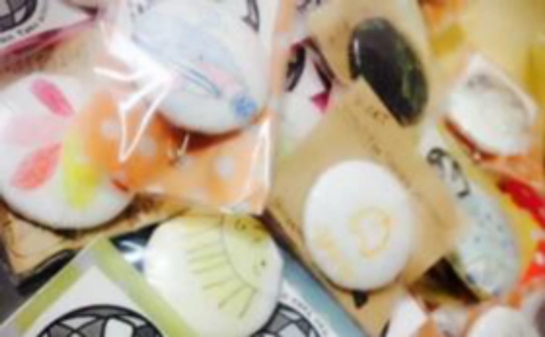 バッジ5個とサンクスレター