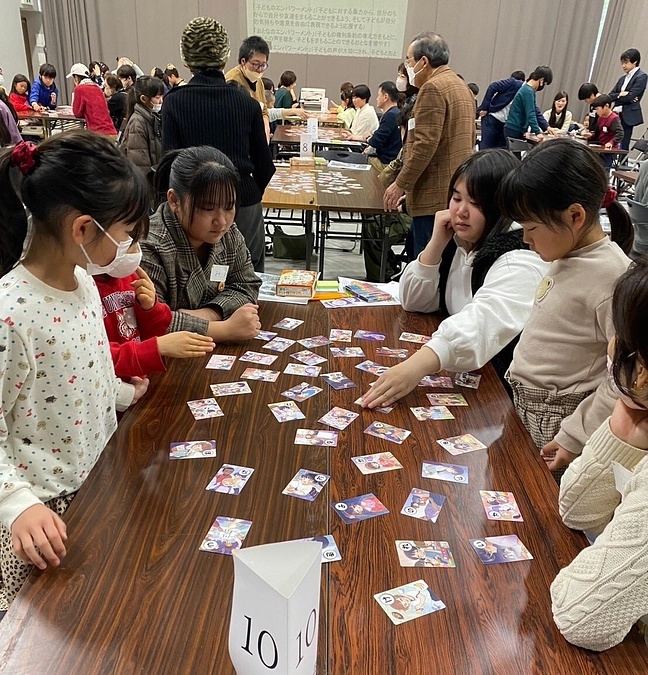 草加市にて「世界子どもの権利かるたのワークショップ」を実施しました！ 