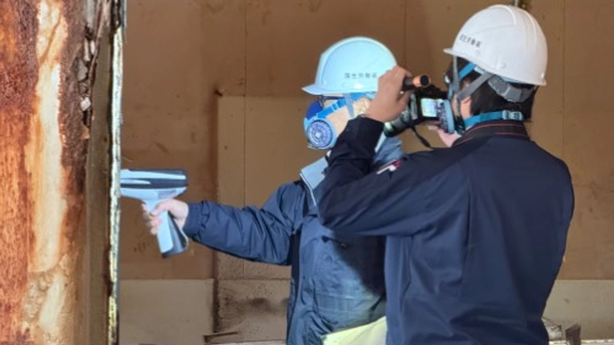 中銀カプセルタワービル全31個の「保存カプセル」が「廃棄」の危機を迎えています