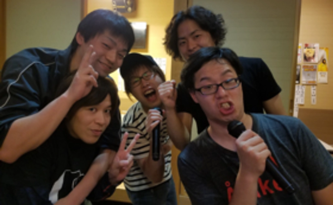 【忘年会・新年会に！】わいわいでお食事６品+オープンから閉店まで飲み放題＆カラオケ歌い放題コース