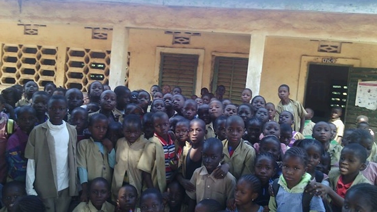 ギニア版子ども食堂！おにぎり作りで手洗いの大切さを伝えたい！