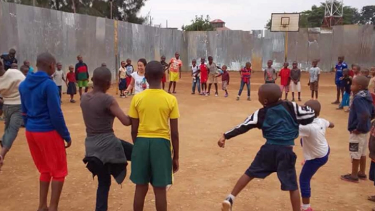 ルワンダで子供達がサッカーをする機会を作りたい
