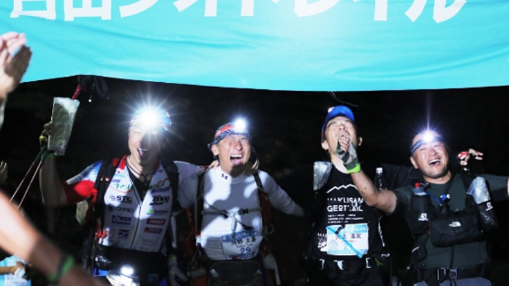 石川県の霊峰白山で、7日間250キロのグレートレースに挑む