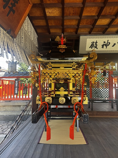 おかげさまで神輿の修復完成いたしました！
