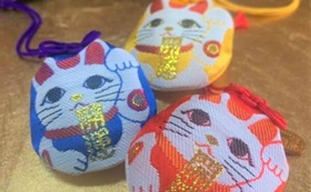 オリジナルお守り（招き猫の巾着守り）