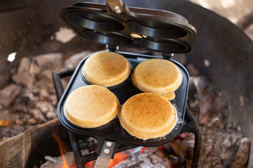 【リターンの紹介】足踏みろくろのプレートとパンケーキミックス