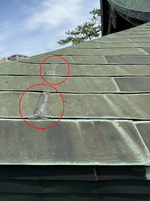 屋根の応急工事をすることとなりました。