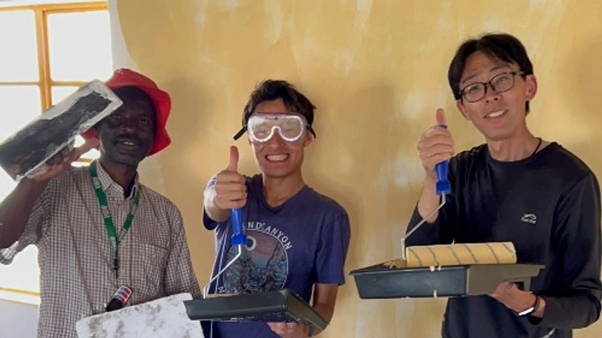 ジンバブエ・カンダバ小学校到着・教室修繕作業スタート！