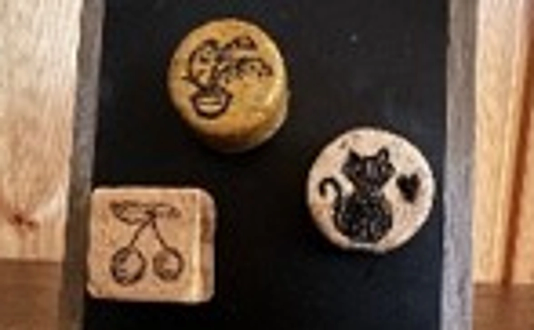 オリジナル雑貨A(手作り木製マグネット)