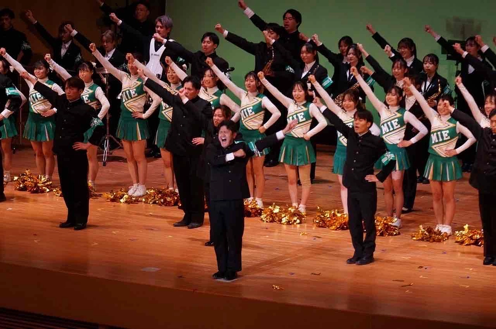 「第30回 翠旗仰ぎて」を開催しました（ご報告）