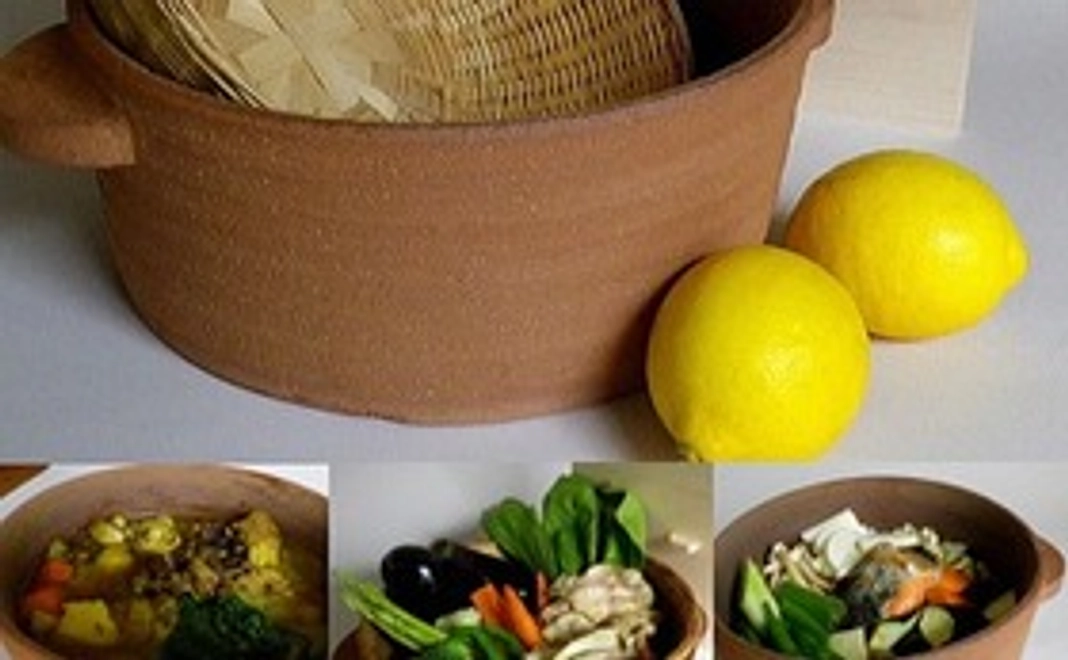 四日市　切立型蒸し器兼用土鍋 　竹ざる木蓋付