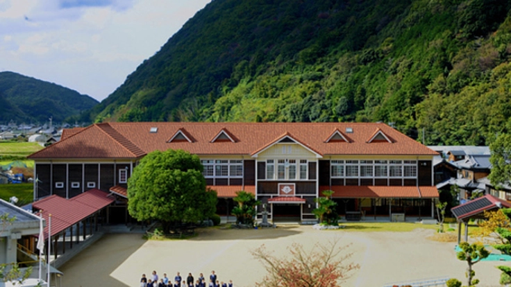 全国のこどもたちと出会う活動を通して子供の大切さを届けたい！