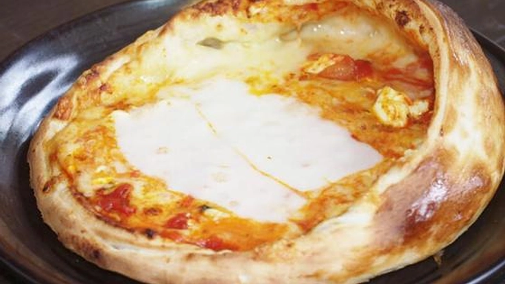 宮城県産の野菜をふんだんに使った「廃校ピザ」を全国に届けたい