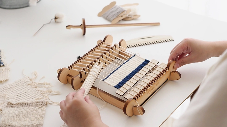 ワタから布へ〜学びのSDGs体験を「ミニ織り機」で子供達に届けたい