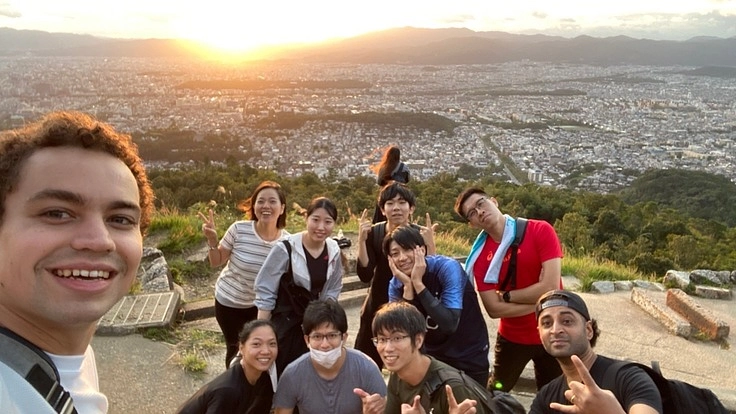 コロナ危機の国際寮を救ってください！