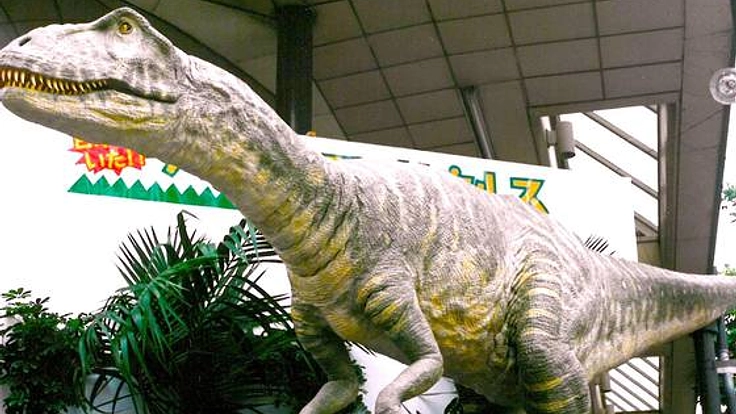 10年ぶり！湘南七夕まつりで子ども達に大人気の恐竜ロボ復活へ！