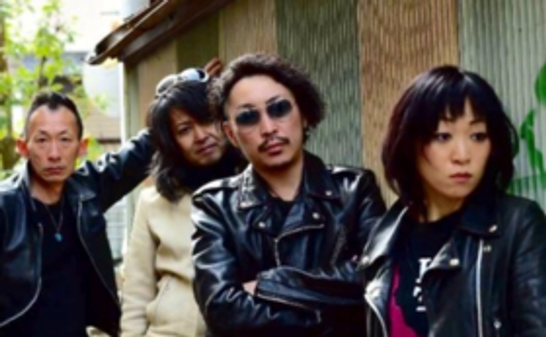 【5千円】制作したCDとアーティストグッズ