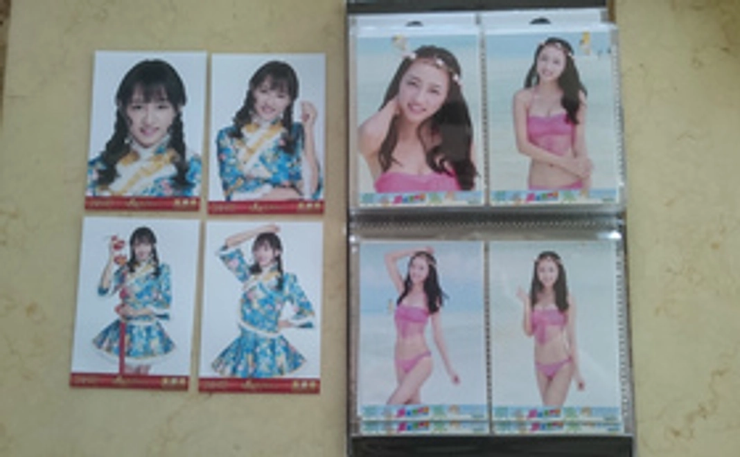 SNH48真夏のSounds good !水着写真『黄婷婷（ファン・ティンティン）水着生写真4枚コンプリートと、2015年新年生写真4枚コンプリートセット