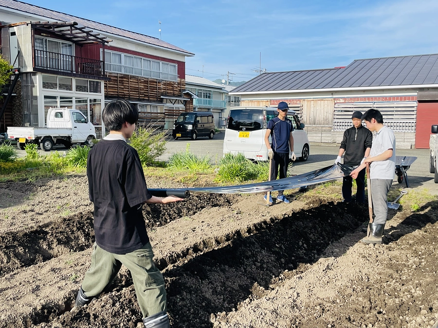 【いなふぁーむ】学生達と連携して遊休農地の利活用 ~福島県・猪苗代町~