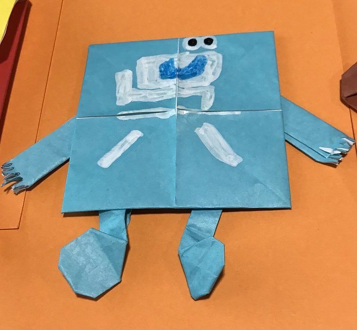 広島市中区図書館での展示が始まりました。