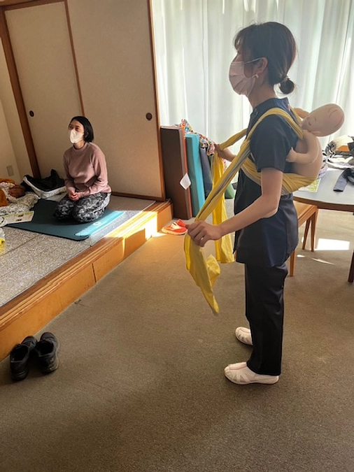 だっこ＆おんぶ講座、ひよこ学級を開催しました！！