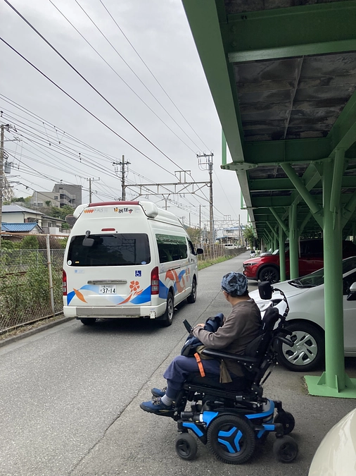 ゆめばす第2号利用者さんが引き取りに見えました！