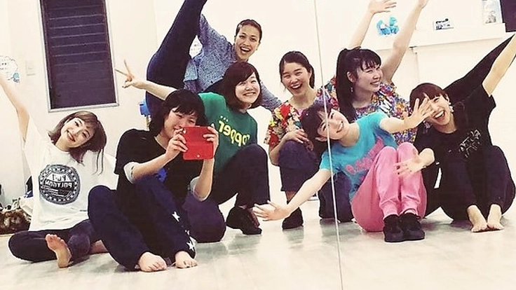 大阪府熊取町の子ども達に大型鏡9枚購入しダンス環境を整えたい