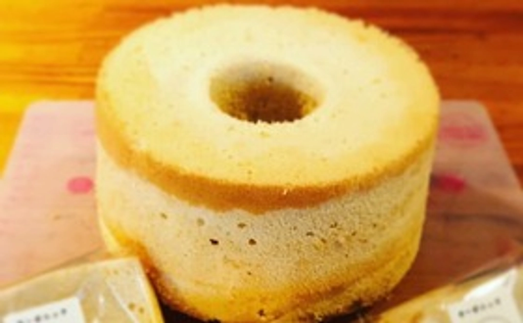 お礼のお手紙とmaman自慢のシフォンケーキ１台（15cm）