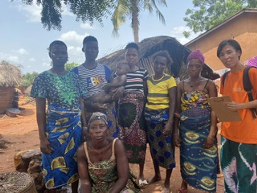 村の女性たちの心配事。